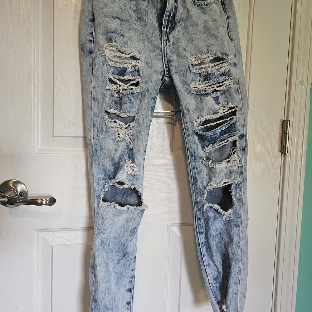 Simple Society Distressed Acid Wash Light Blue Junior's Jeans Sz 1/25